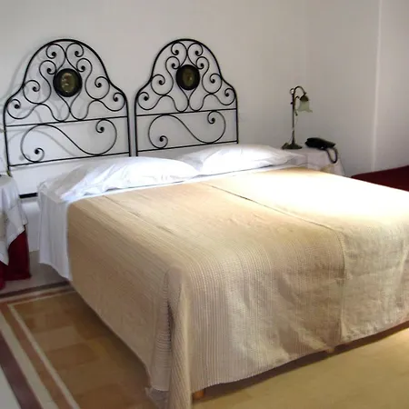 Hotel Santa Marina Antica Foresteria