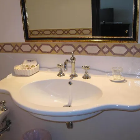 圣塔马丽娜酒店 酒店 圣马丽娜－萨利娜