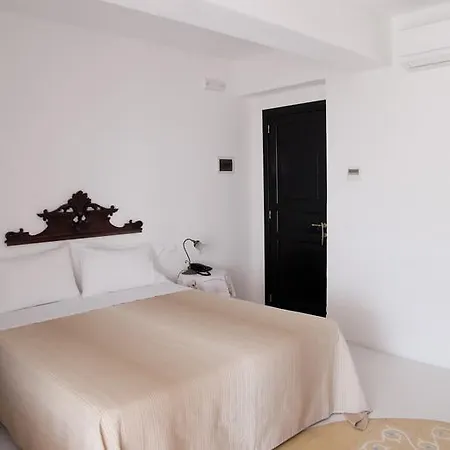 Santa Marina Antica Foresteria Hotel