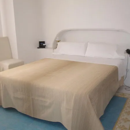 Santa Marina Antica Foresteria 4*
